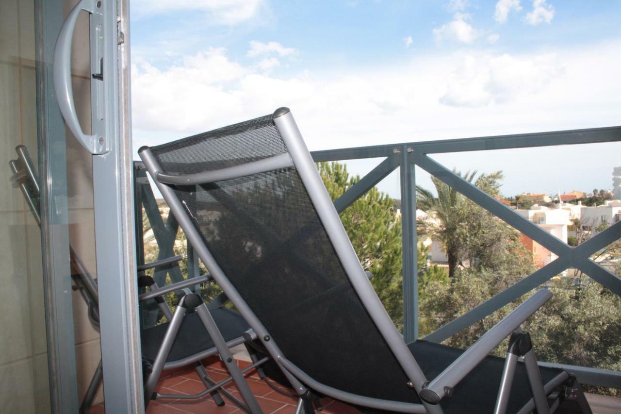 Apartamento Com Piscina Em Albufeira, Corcovada Bagian luar foto